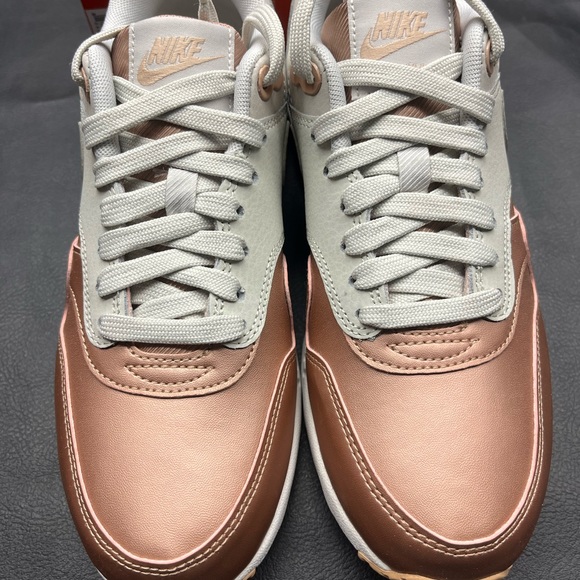 Women’s Air Max Ultra SE - Brand new in box - Size 6.5 - Picture 6 of 9